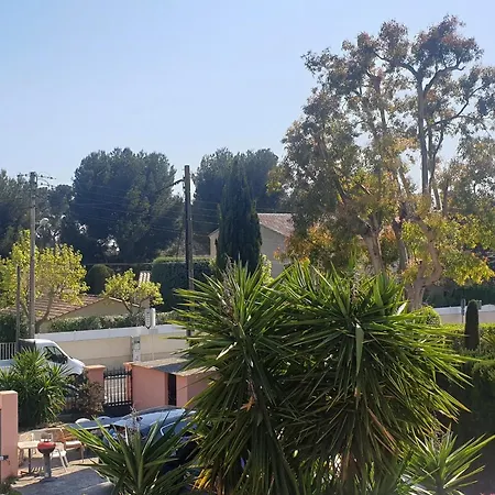 Les Vagues Bleues La Ciotat